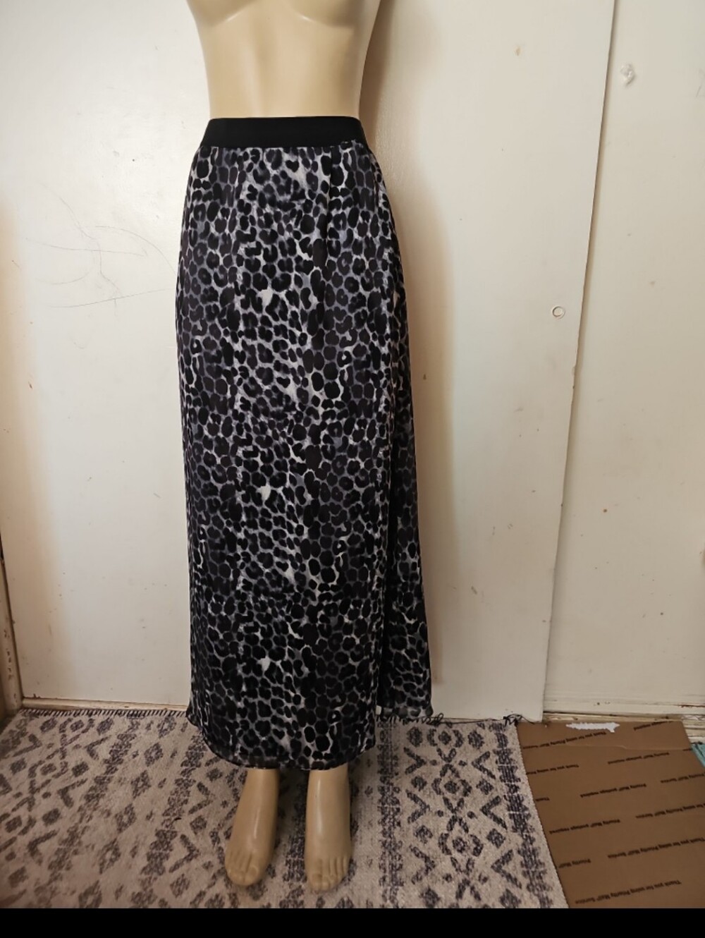 Express Black and White Leopard Print Maxi Skirt